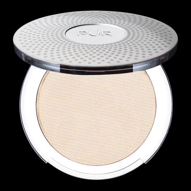 PÜR 4-in-1 Pressed Mineral Foundation Fair Ivory LN2