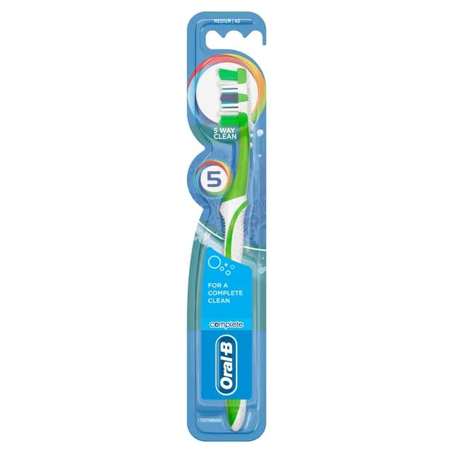 Oral-B Complete 5 Way Clean Medium Tandborste 1 st