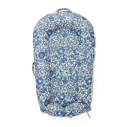 DockATot Deluxe+ Babynest Pink & Rose William Morris