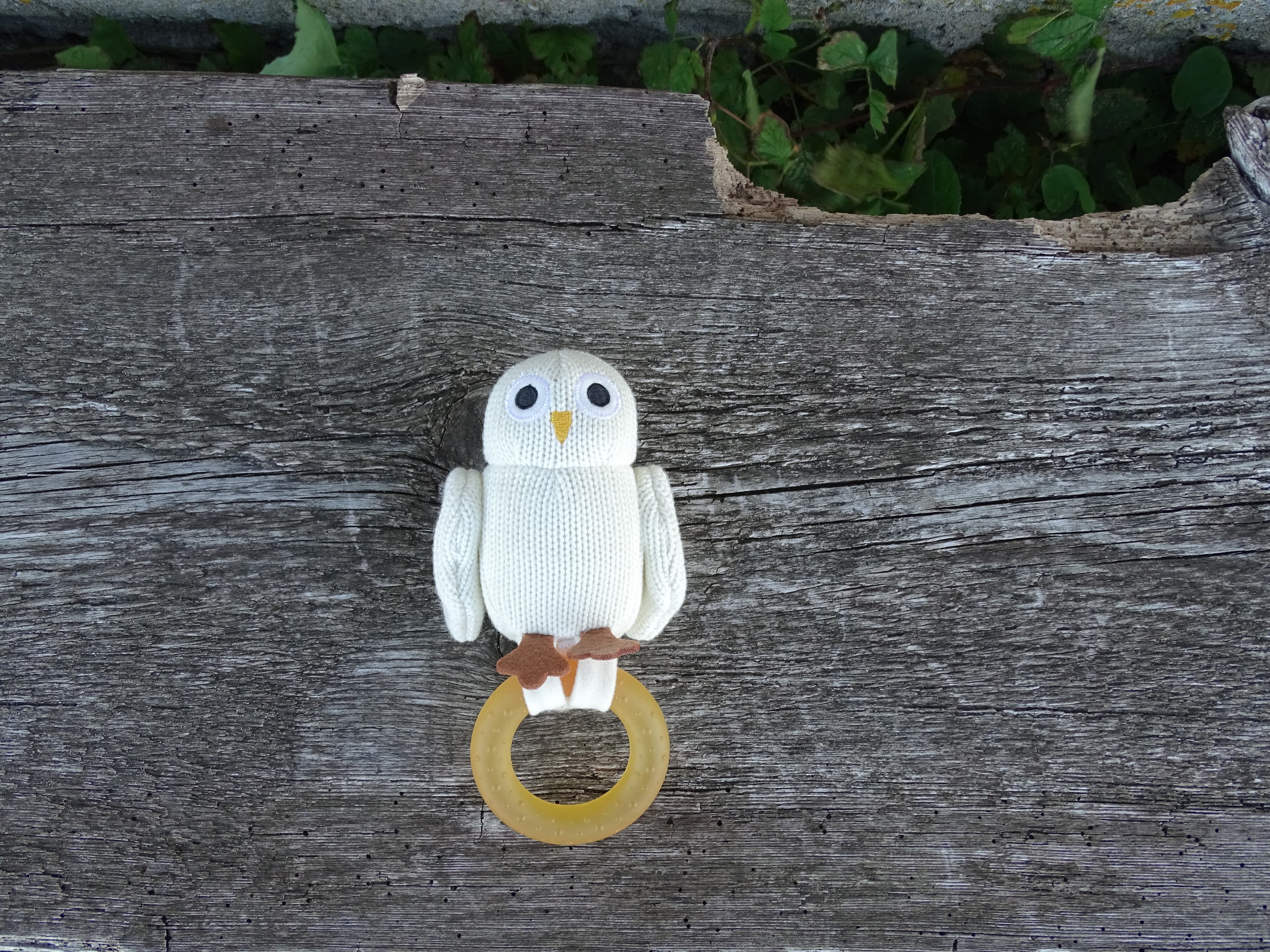 Rätt Start Owls Bitleksak med naturgummiring 2