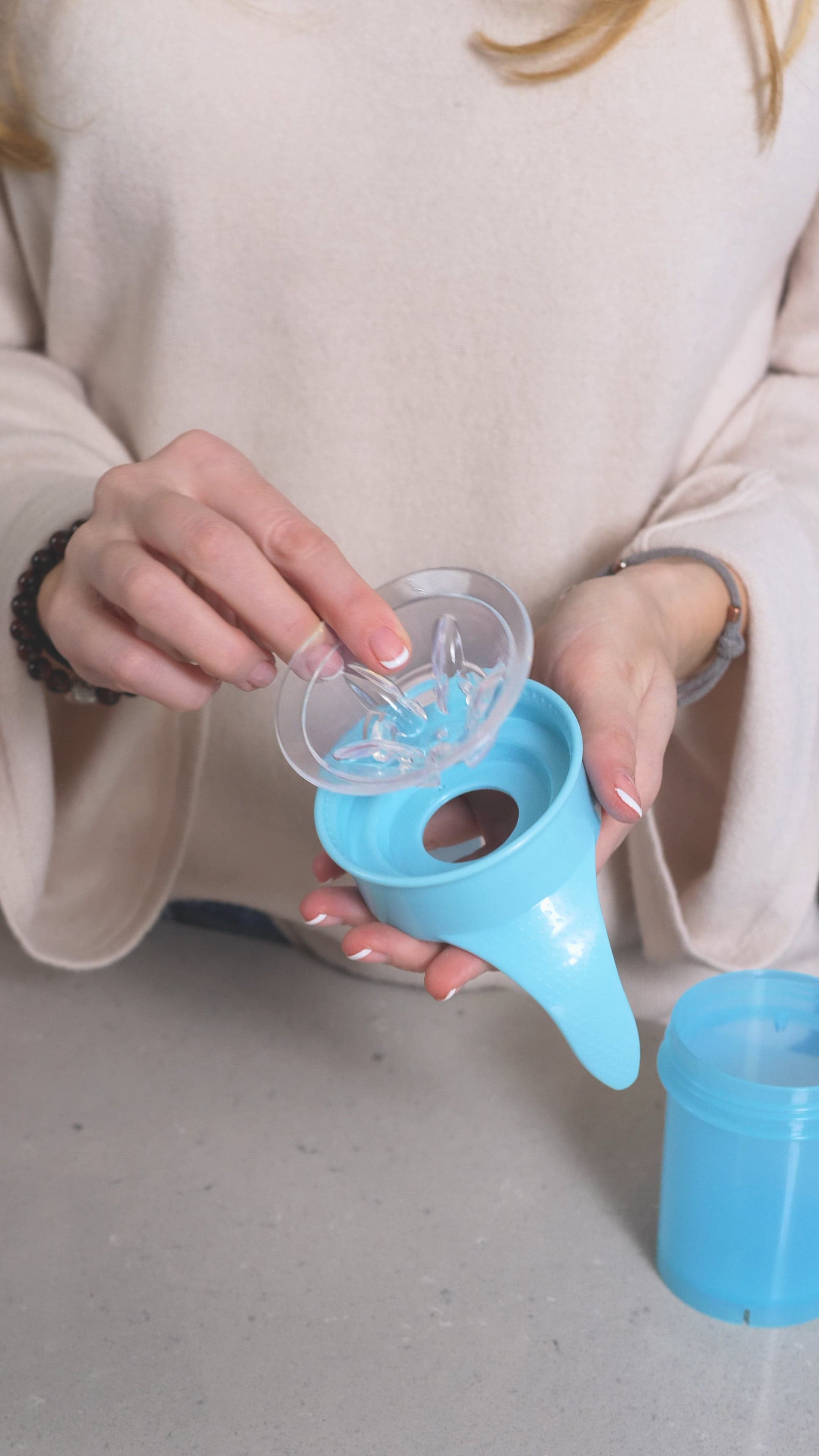 Twistshake 360 Cup Pastel Blue 6+m - produktbild 5