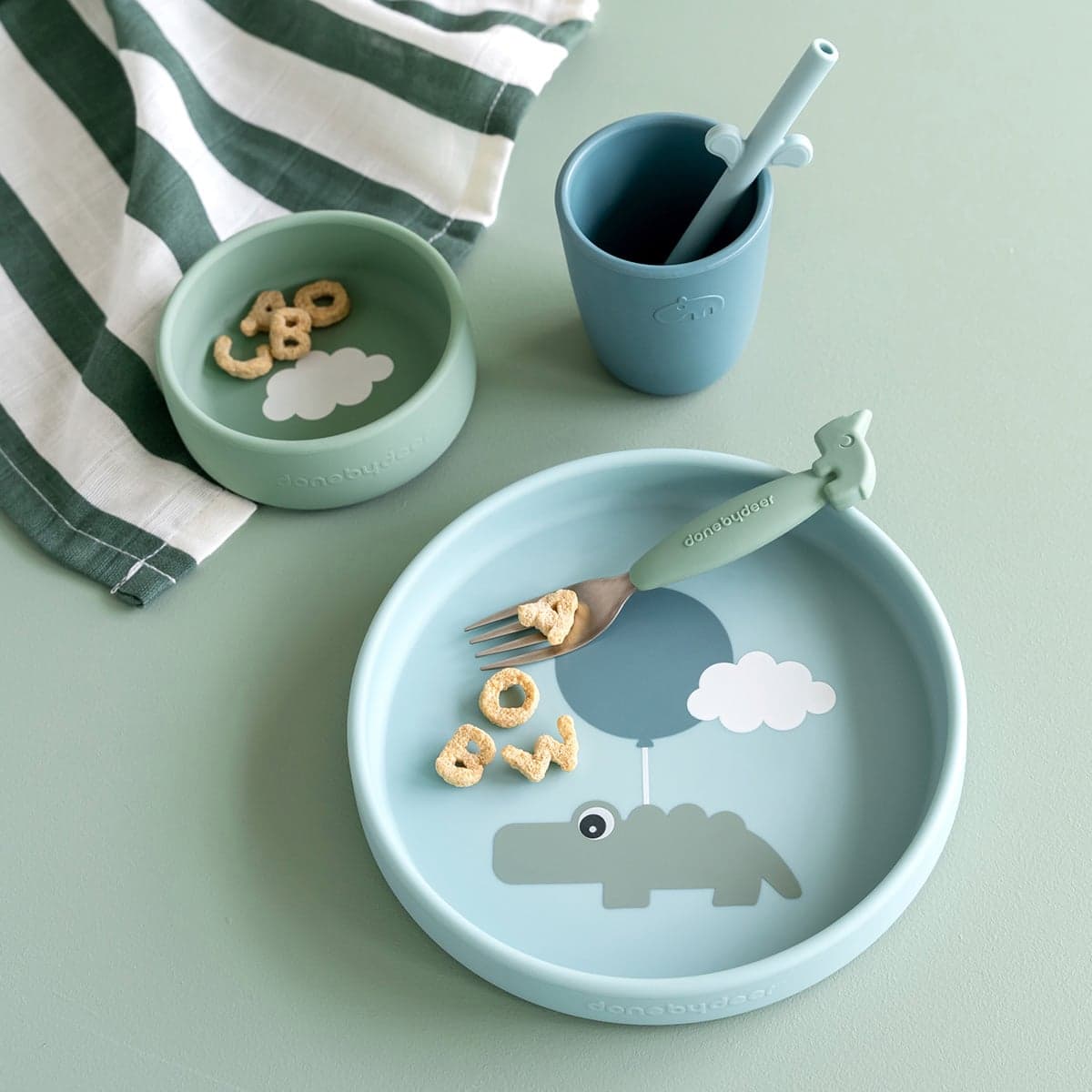Done by Deer Matservis Silikon Happy clouds Blue - produktbild 4