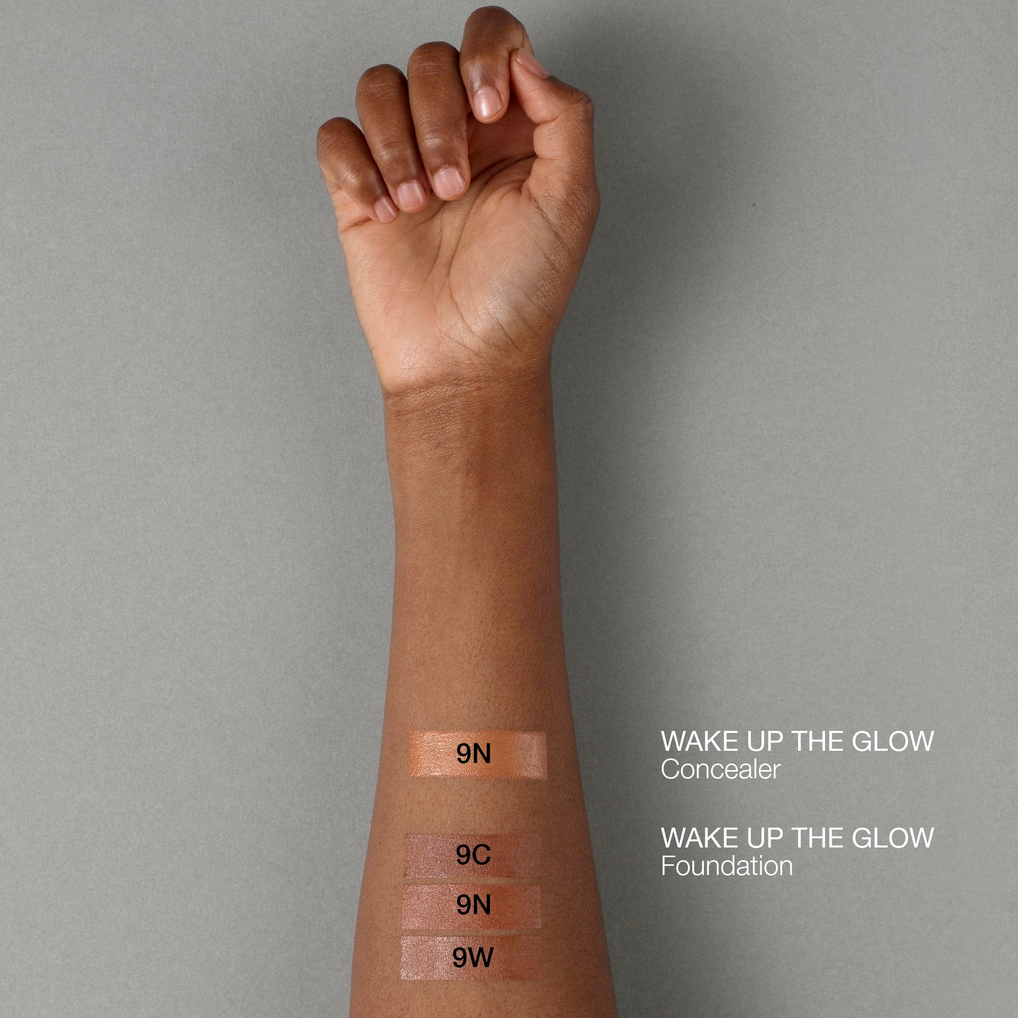 IsaDora Wake Up the Glow Foundation 9N 30 ml - produktbild 5