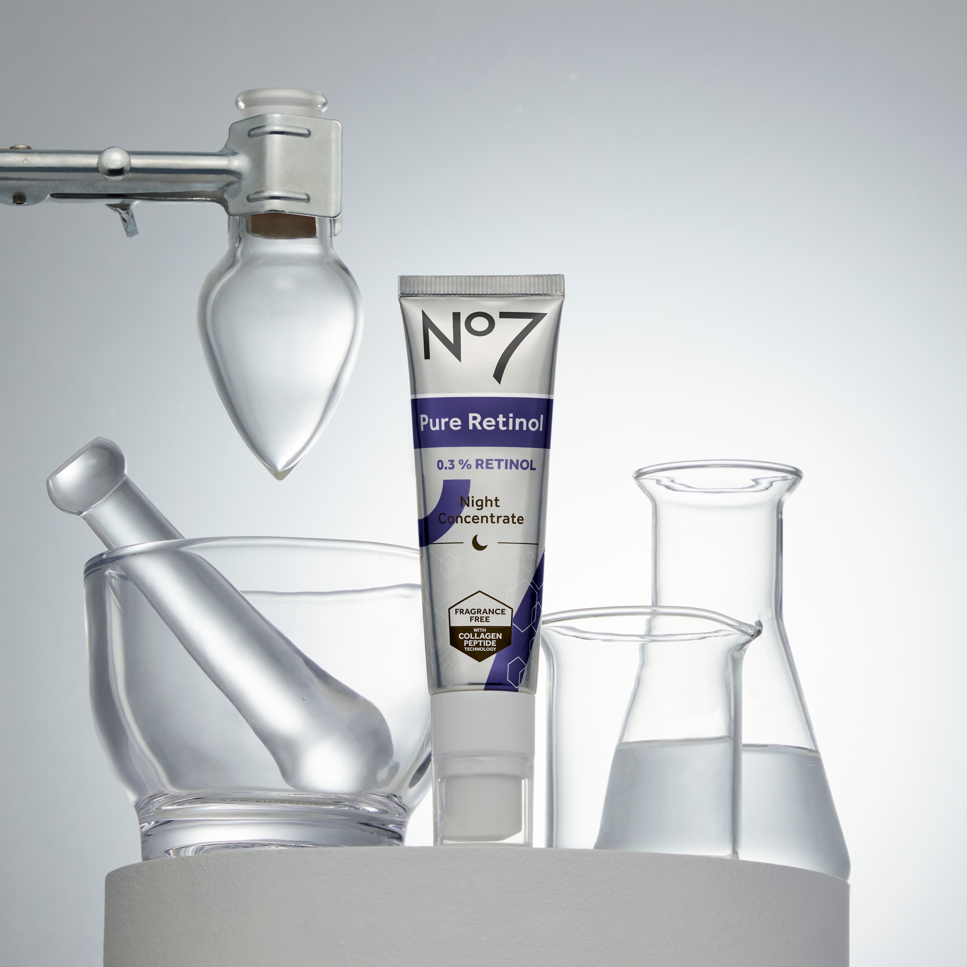 No7 Pure Retinol 0.3 Night Concentrate 30 ml 4