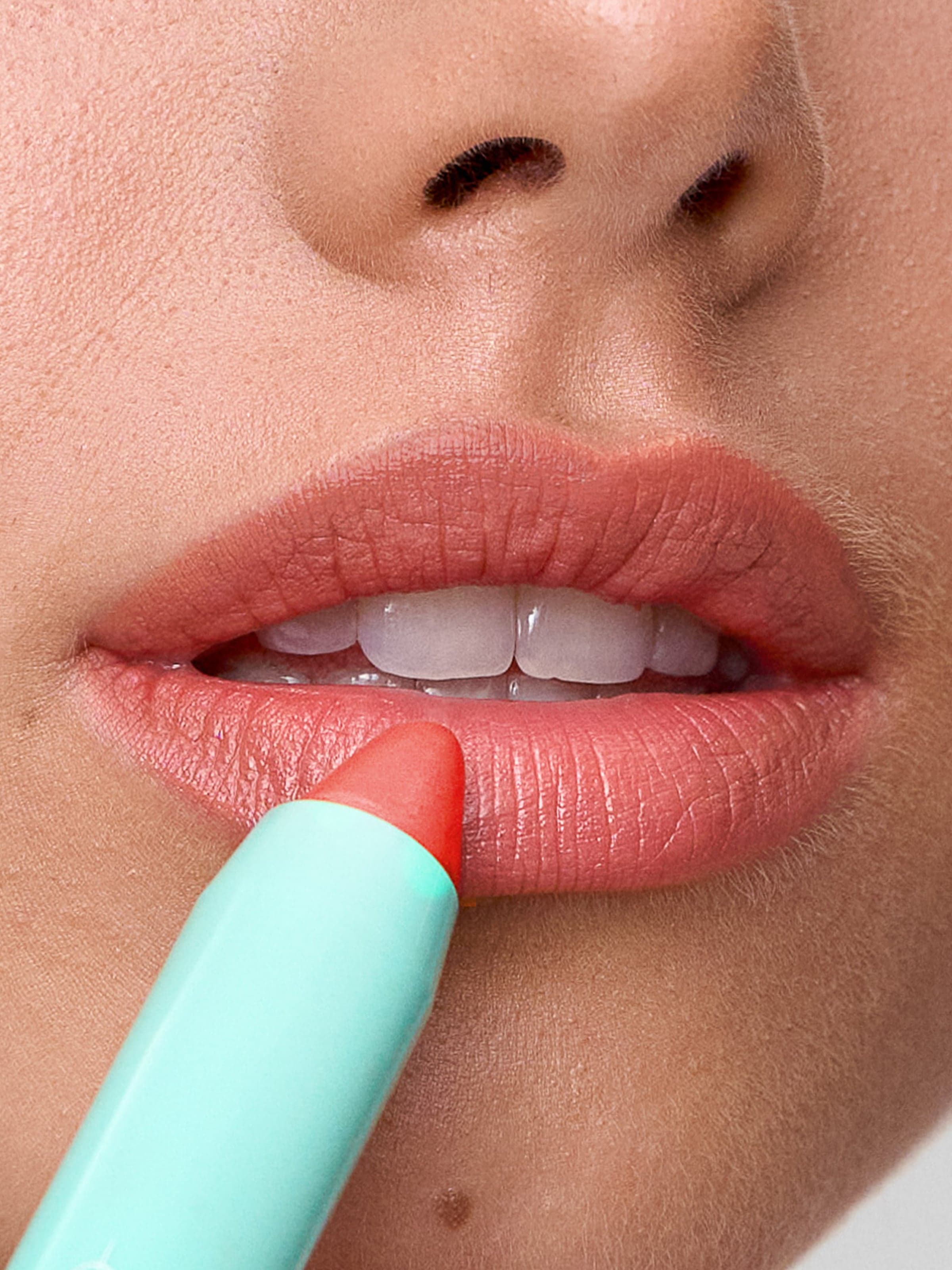 SWEED Le Lipstick Lydia Millen Holly Hock 2,5 g - produktbild 2