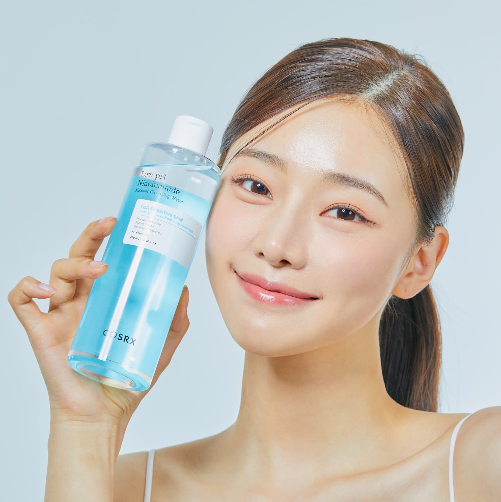 COSRX Low pH Niacinamide Micellar Cleansing Water 400 ml 3
