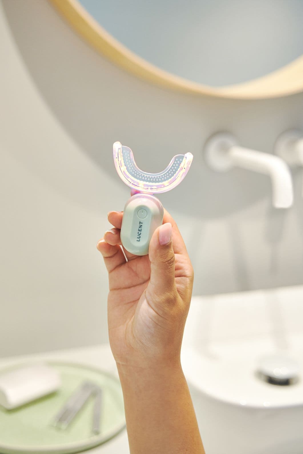 Be Lucent Stellar Whitening Kit 5