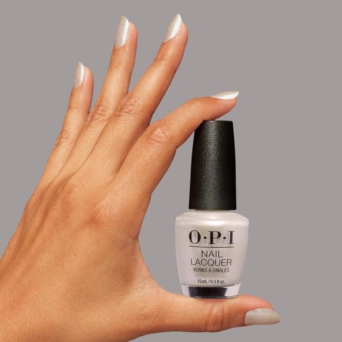 OPI Nail Lacquer Spring Collection Hands In The Clouds 15 ml 3