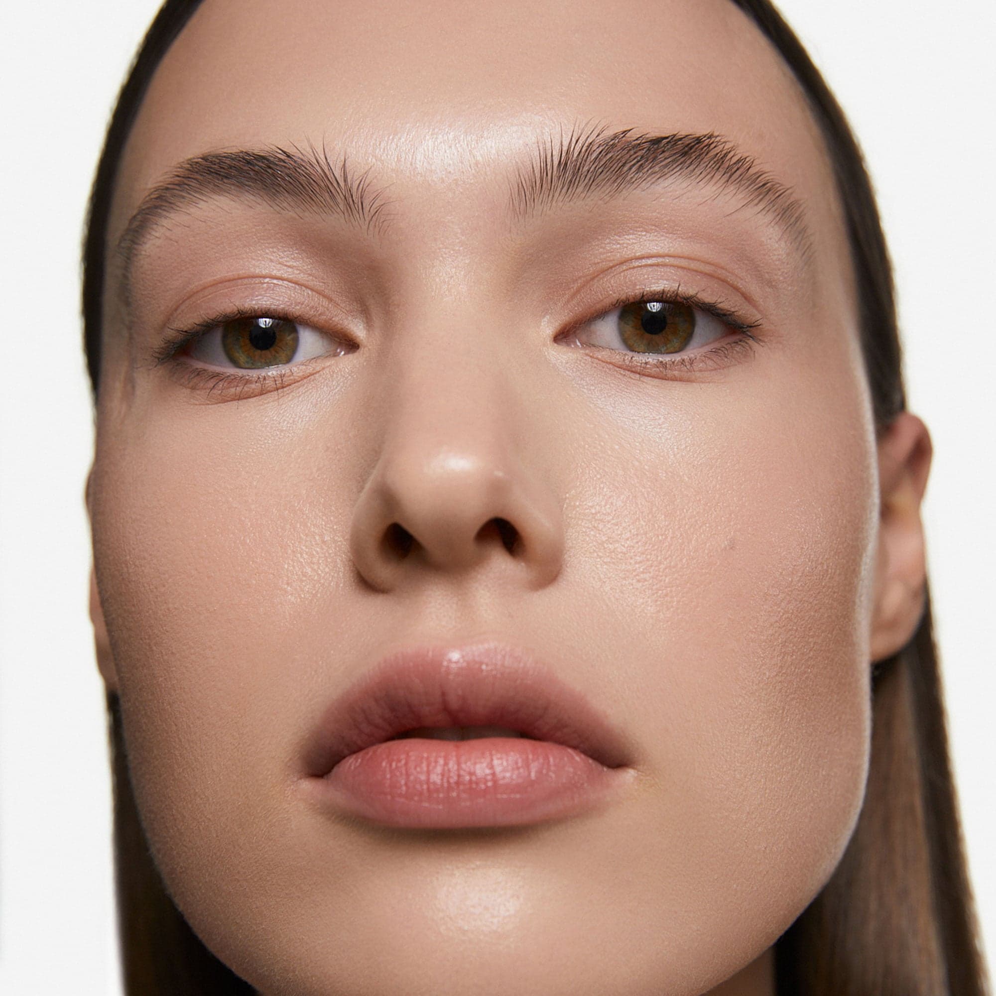 Inglot Skin Focused Care Face Foundation SPF50+ Yellow Beige 30 ml - produktbild 4