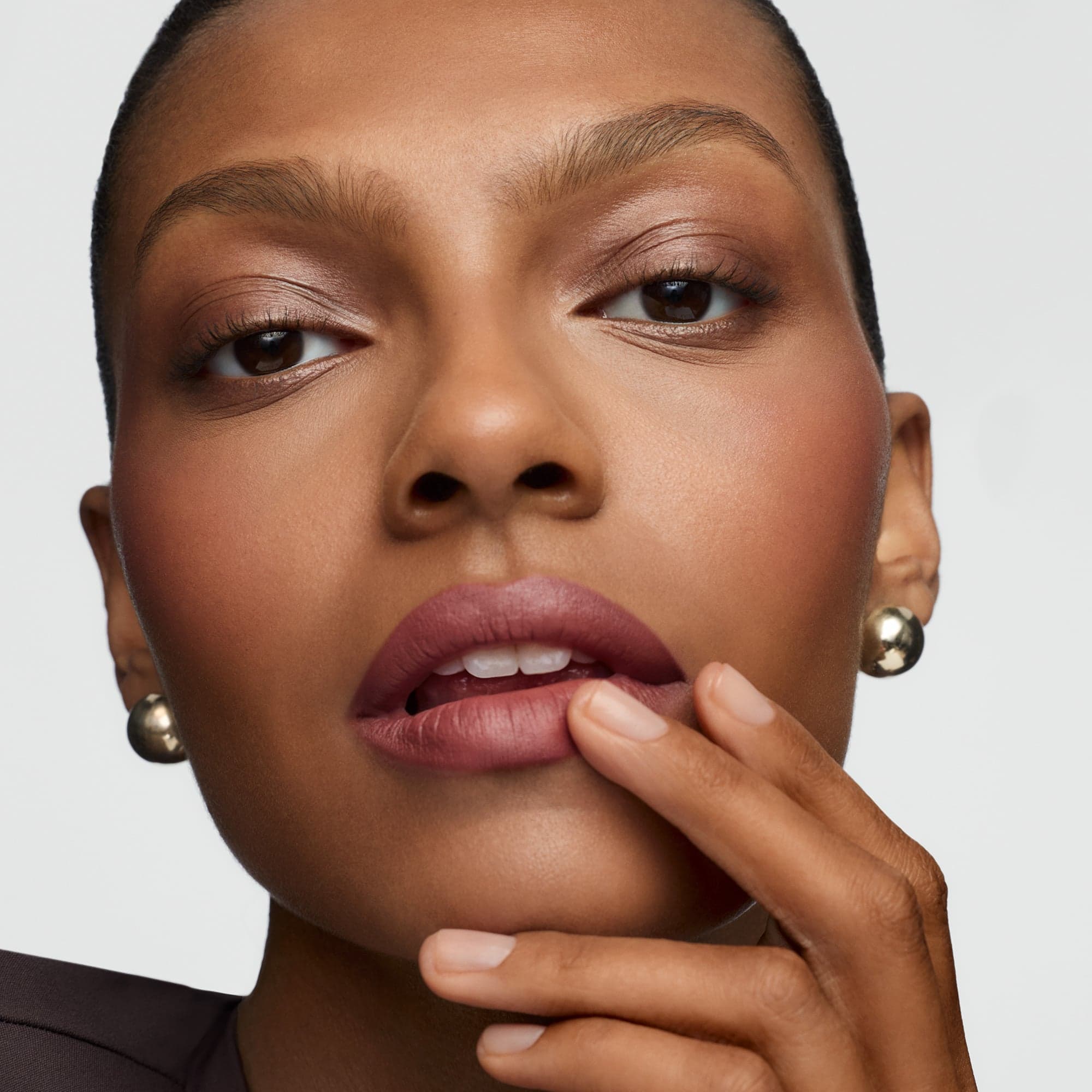 Inglot Creamy Soft Lipliner 08 Soft Chokeberry 1,2 g - produktbild 3