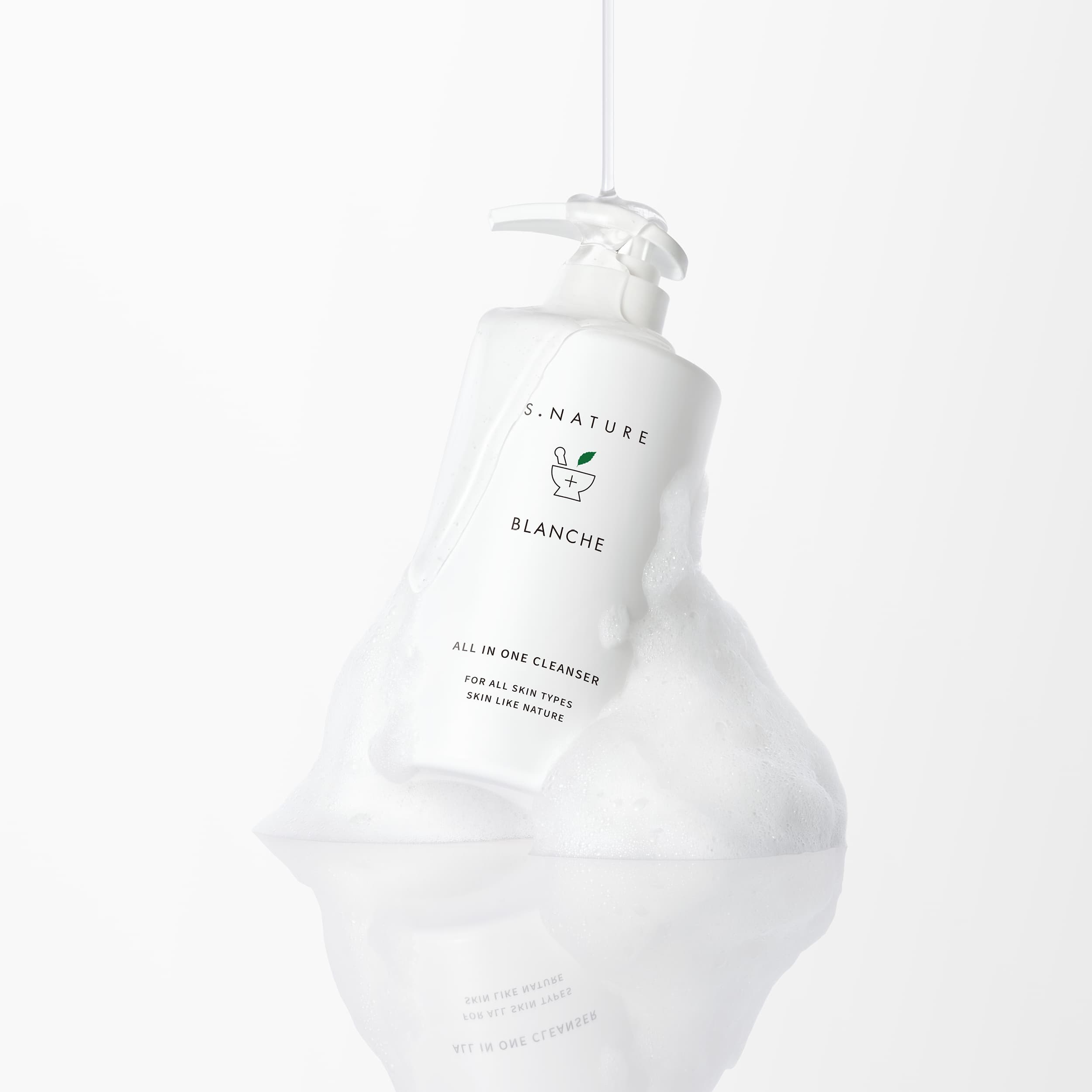 S.NATURE Blanche Cleanser 260 ml 2