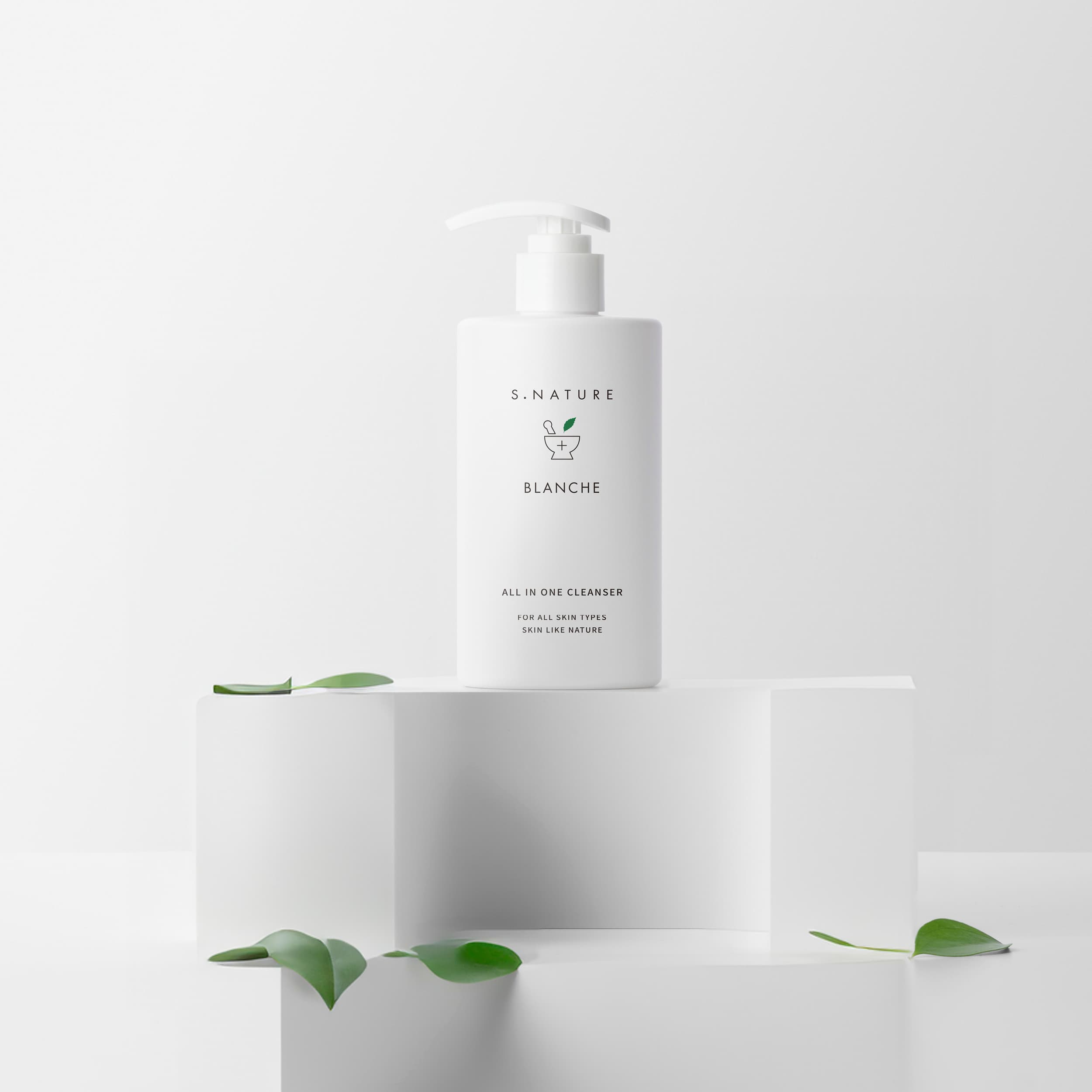 S.NATURE Blanche Cleanser 260 ml 4