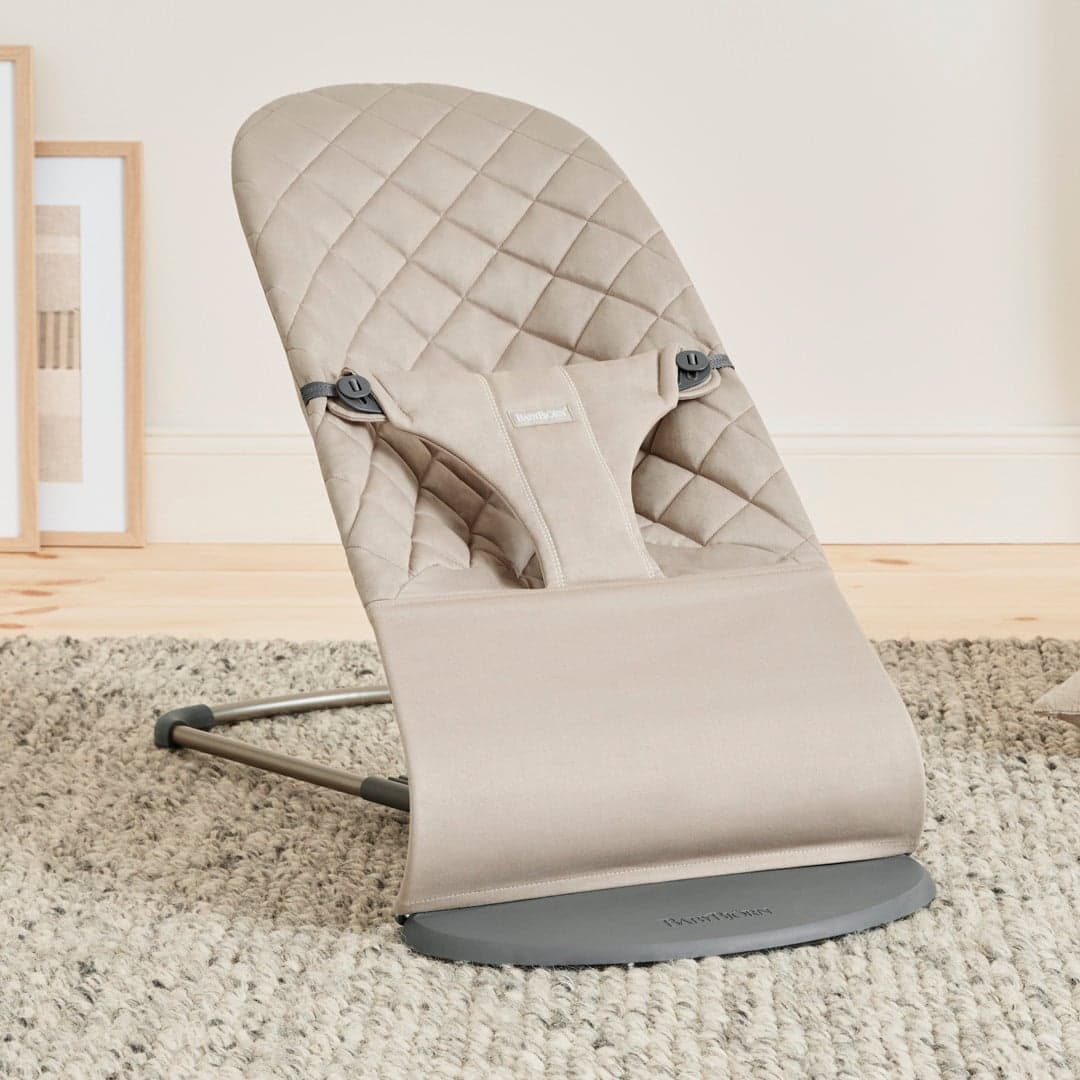 BabyBjörn Bouncer Bliss Classic Quilt Sand Grey - produktbild 4