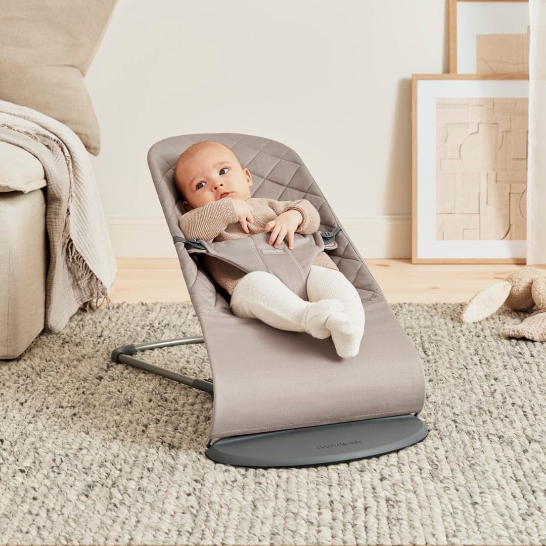 BabyBjörn Bouncer Bliss Classic Quilt Sand Grey - produktbild 5
