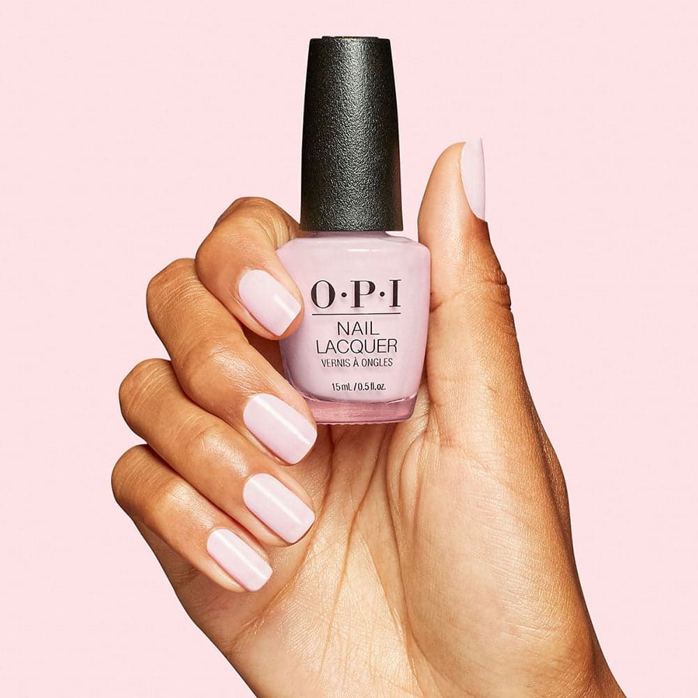 OPI Nail Lacquer OPI’m a Bubble Bunny 15 ml - produktbild 3
