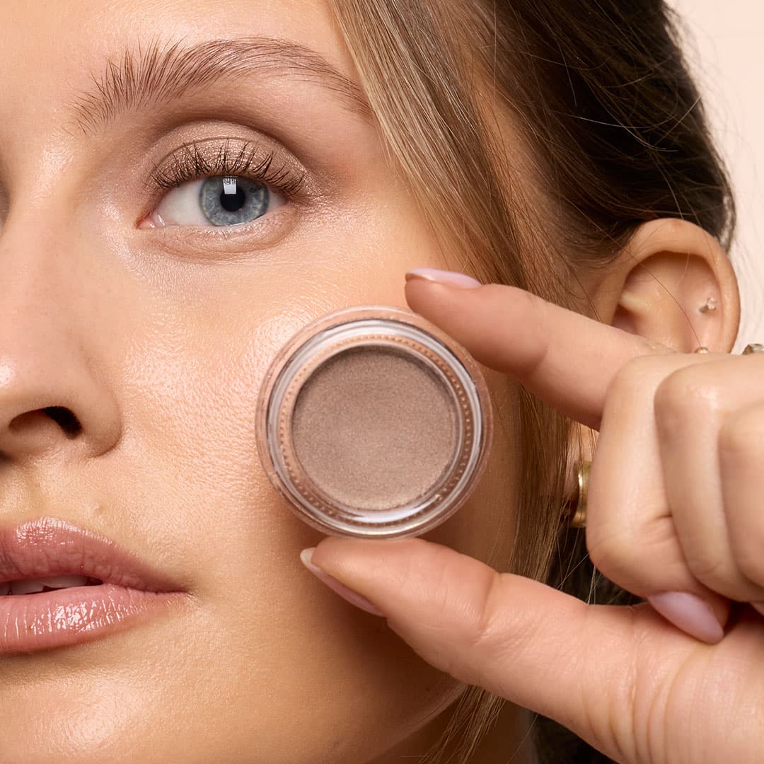 HICKAP Fire Eyes Cream Shadow Andromeda 4,5 g - produktbild 2