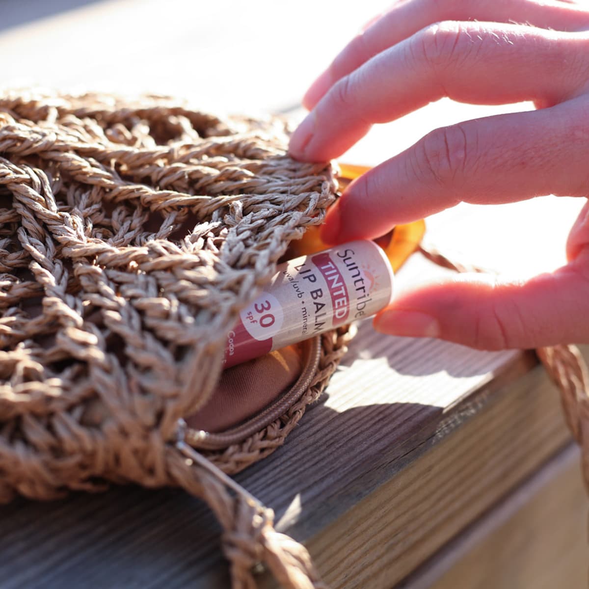 Suntribe Läppbalsam med Naturliga Mineraler SPF30 Tinted 5
