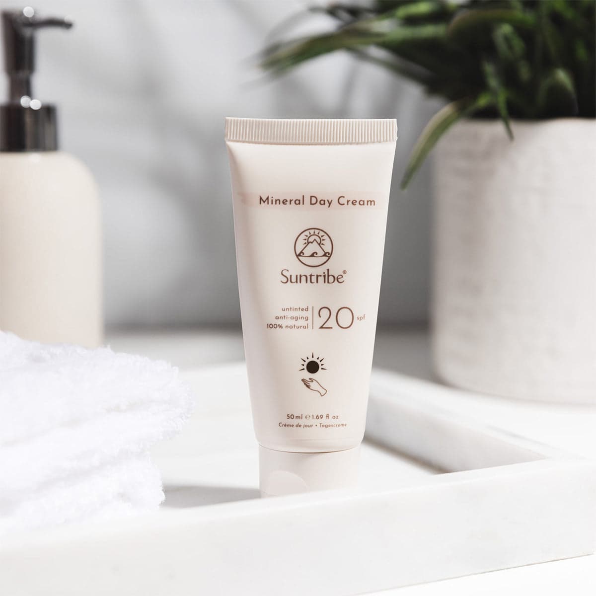 Suntribe Dagkräm med Naturliga Mineraler SPF20 Untinted 40 ml 4