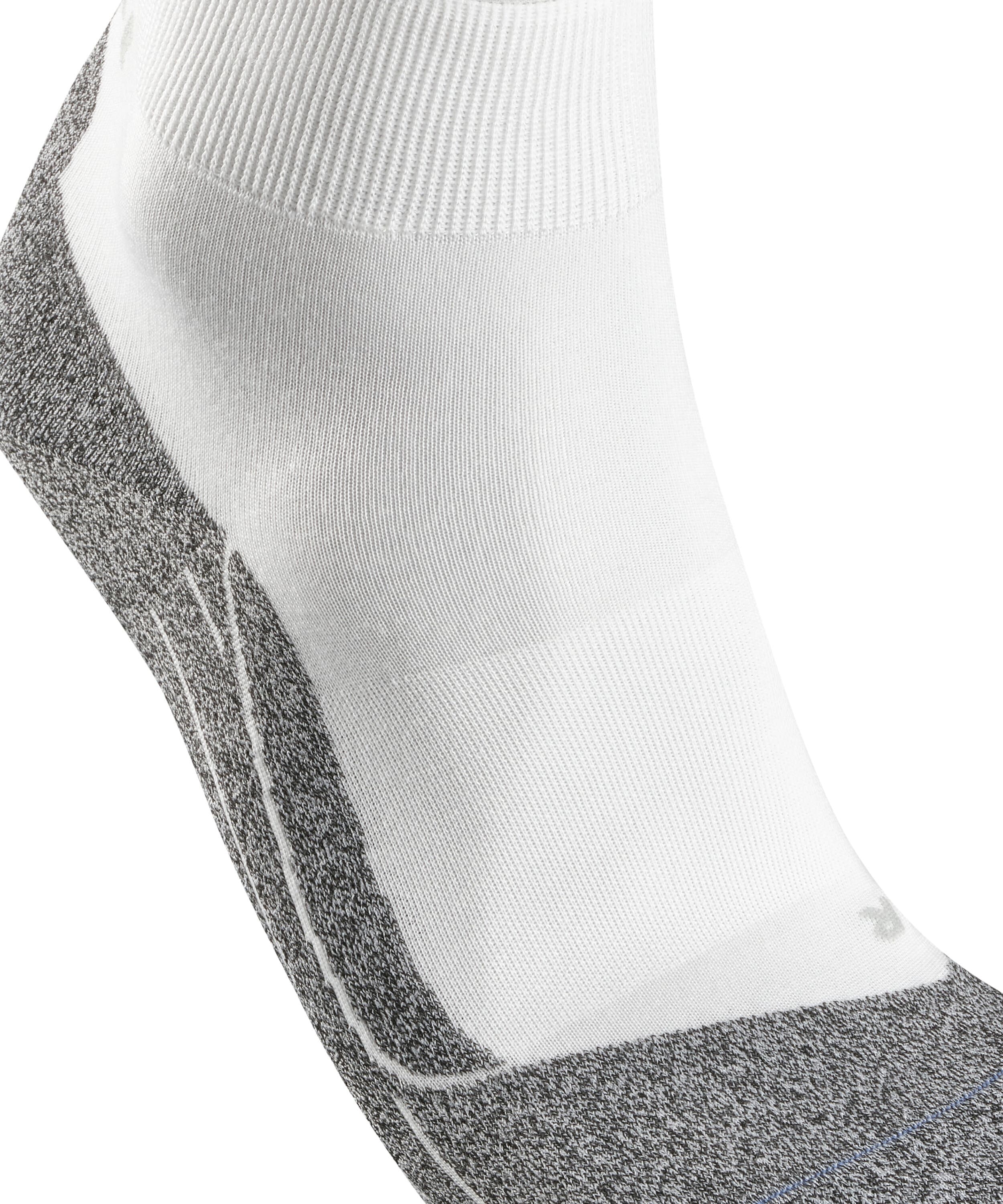 FALKE RU4 Light Performance Short Socks Male White 42-43 2
