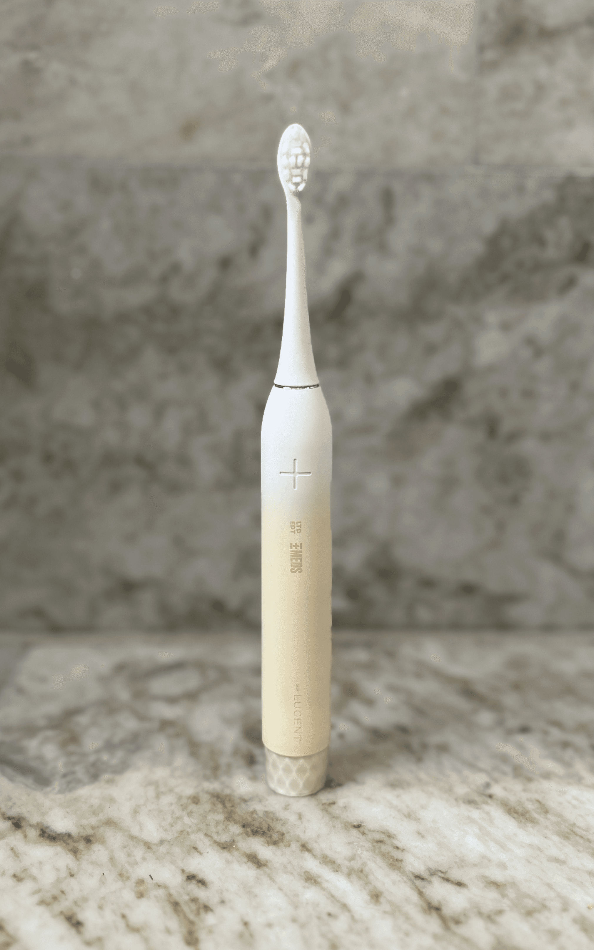 Be Lucent x MEDS Prism Eltandborste Sonic Cream 4