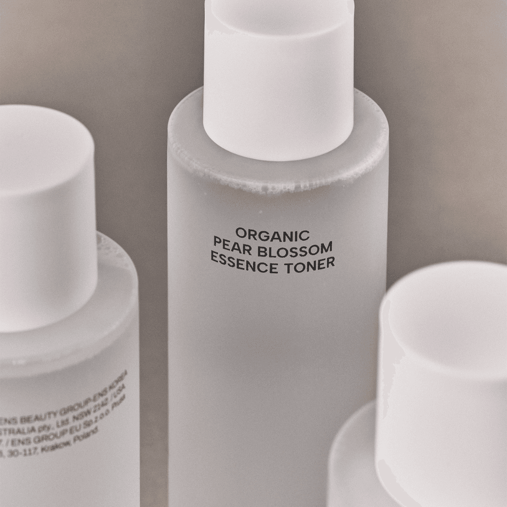 Whamisa Organic Pear Blossom Essence Toner 160 ml 3