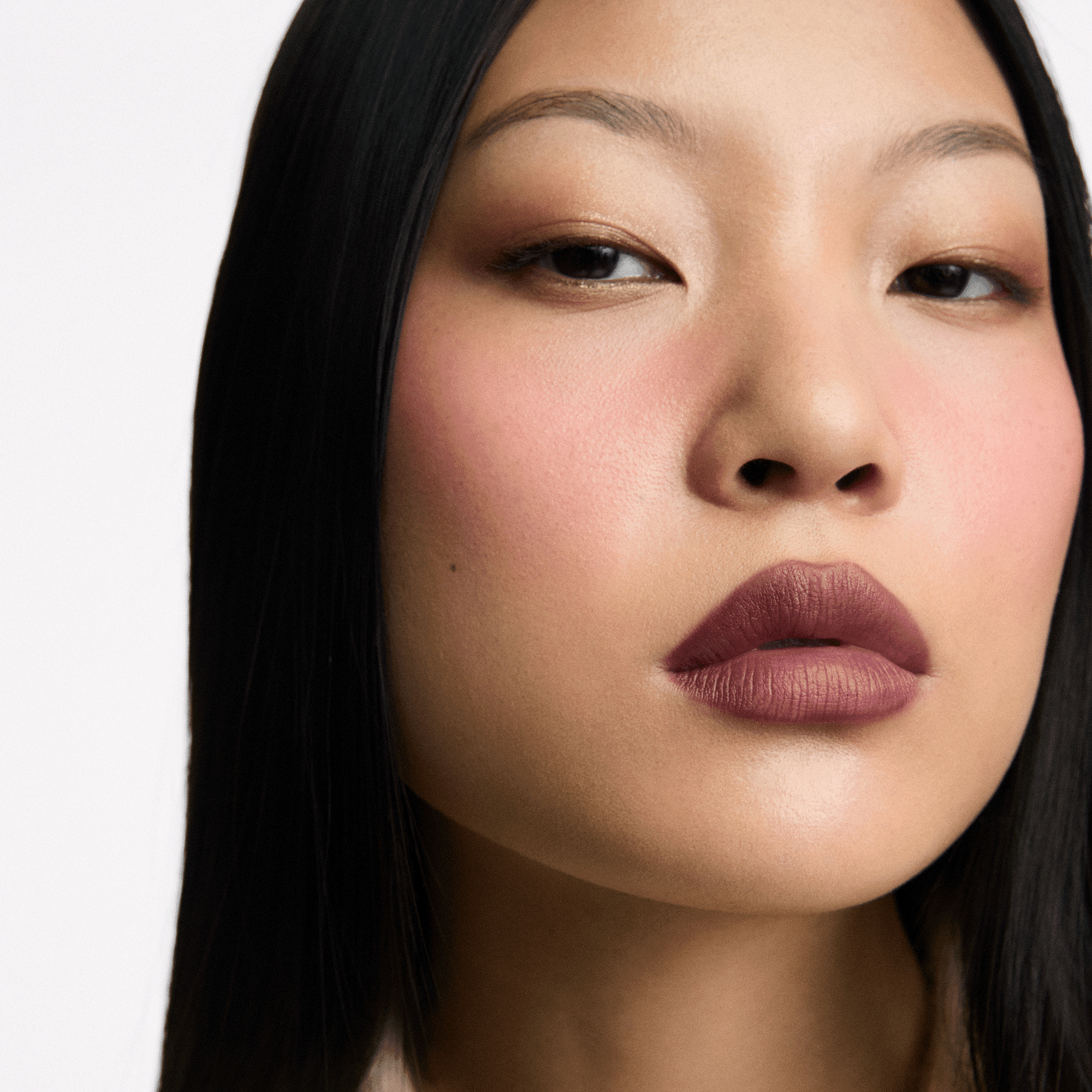 Inglot Velvet Define Lip Pencil Deep Burgundy 72 2