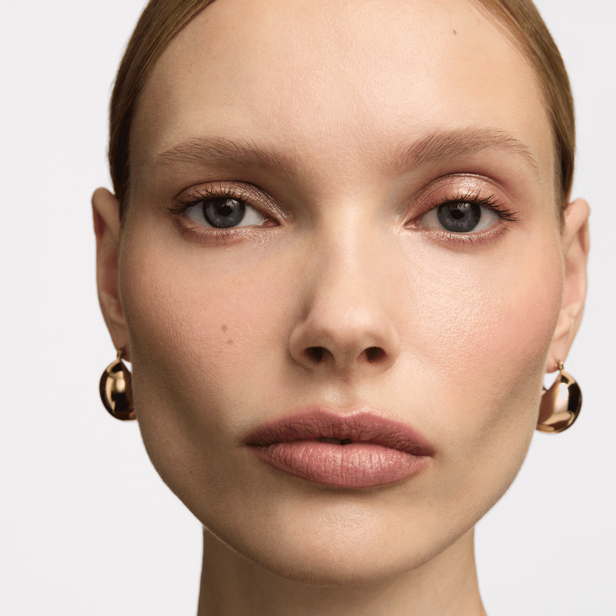 Inglot Velvet Define Lip Pencil Light Nude 67 2