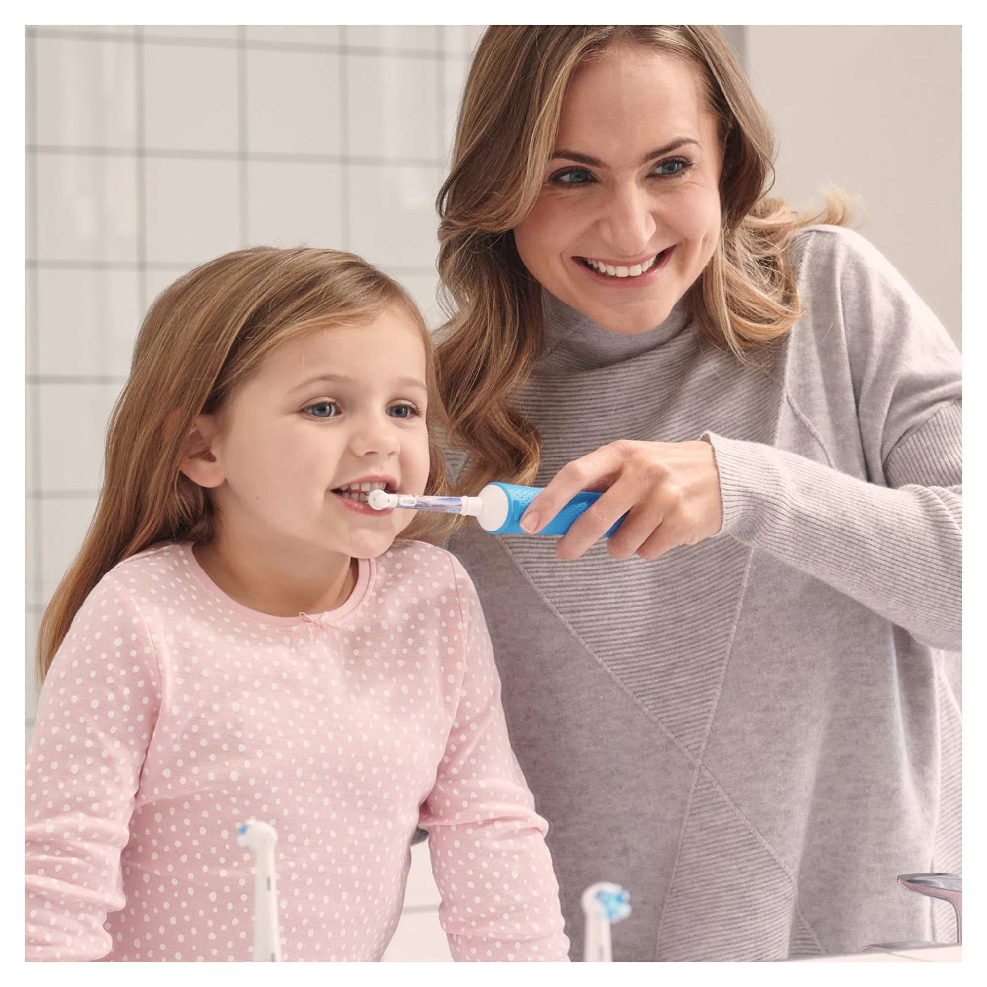 Oral-B Kids Frozen II Extra Soft Tandborsthuvud 3+ år 4 st - produktbild 5